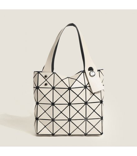 BP882 - Japanese Diamond Rhomboid Bag
