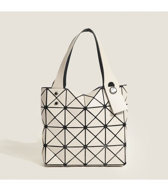 BP882 - Japanese Diamond Rhomboid Bag