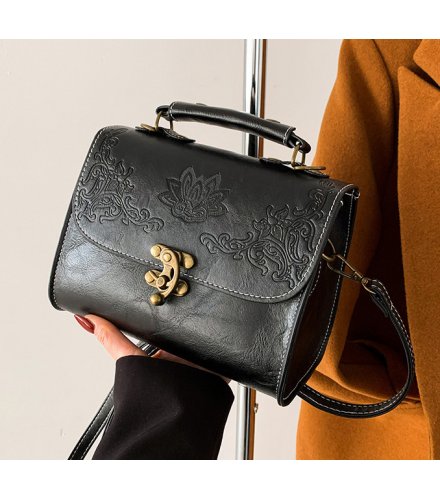 CL1218 - Vintage Carved Women's Retro Bag