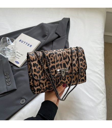 CL1400 - Leopard Print Messenger Bag