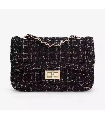 CL1500 - Woolen Chain Small Square Bag CL1500 - Woolen Chain Small Square Bag