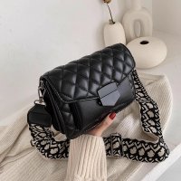 CL1502 - Textured Small Square Bag