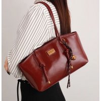 CL1583 - Elegant Oil Wax Fashion Tote Bag
