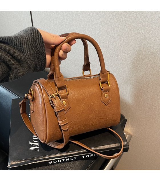 CL1600 - Retro Boston Crossbody Bag