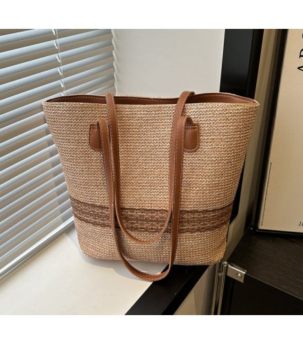CL1720 - Commuting Large-Capacity Straw Woven Bag CL1720 - Commuting Large-Capacity Straw Woven Bag