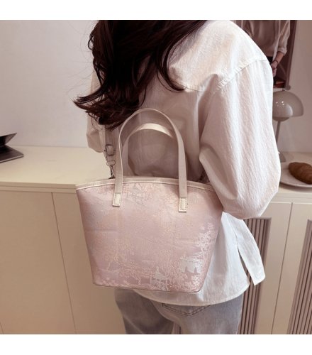 CL1740 - Chinese-Style Crossbody Bucket Bag CL1740 - Chinese-Style Crossbody Bucket Bag