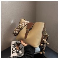 CL1790 - Luxury Fashion Wide Strap Crossbody Bag