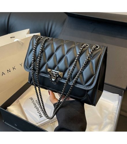 CL1791 - Retro Textured Messenger Women's Bag