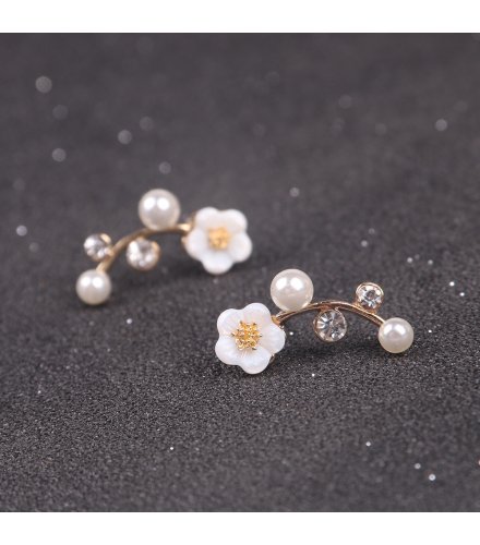 E1663 - Korean Shell Pearl Earrings