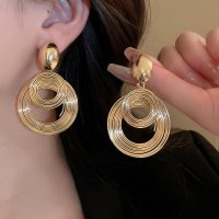 E1691 - Korean Hollow Carved Earrings