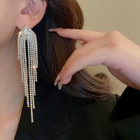 E1696 - Elegant Tassel Drop Earrings