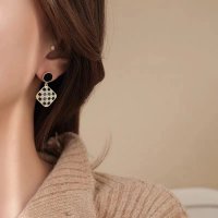 E1725 - Black and White Plaid Earrings 