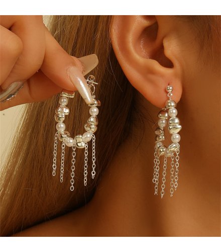 E1734 - Minimalist Style Silver Pearl Earrings