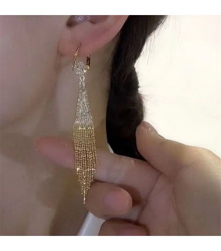 E1749 - Retro Dazzling Fashionable Earrings