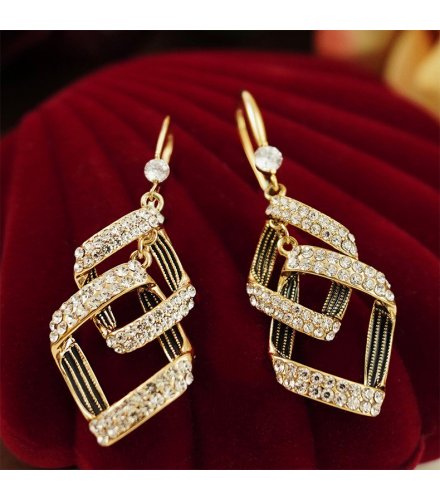 E1753 - Geometric Diamond Ear Hook for Women