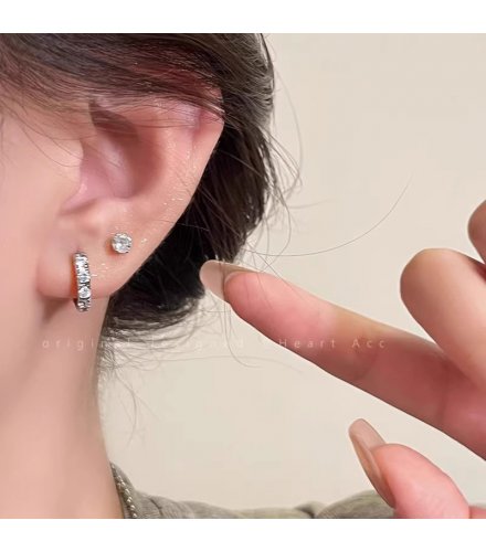 E1764 - Luxury Circle Ear Buckle Earrings