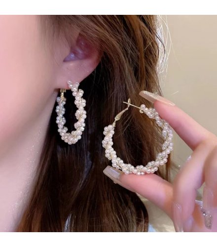 XE175 - Pearl Hoop Earrings