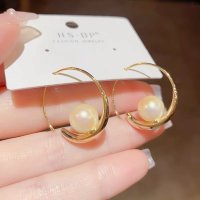 XE176 - Elegant Pearl Hoop Earrings