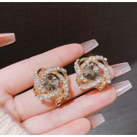 XE179 - Elegant Floral Gemstone Earrings