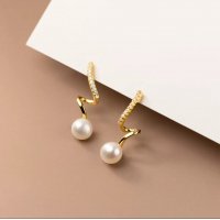 XE239 - Elegant Pearl Hanging Earrings