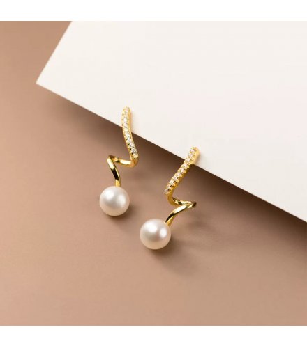 XE239 - Elegant Pearl Hanging Earrings