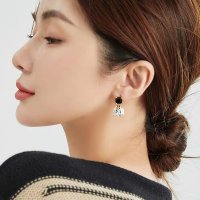 XE264 - Elegant Gemstone Drop Earrings