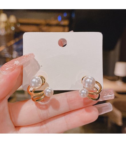 XE294 - Simple Pearl Stud Earrings