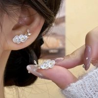 XE316 - Shell flower tassel earrings