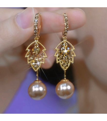 XE321 - Diamond Leaf Rhinestone Earrings