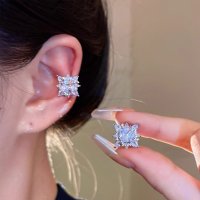 XE322 - Snowflake Zircon Elegant Earrings