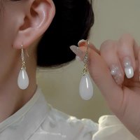 XE325 - White jade drop earrings 