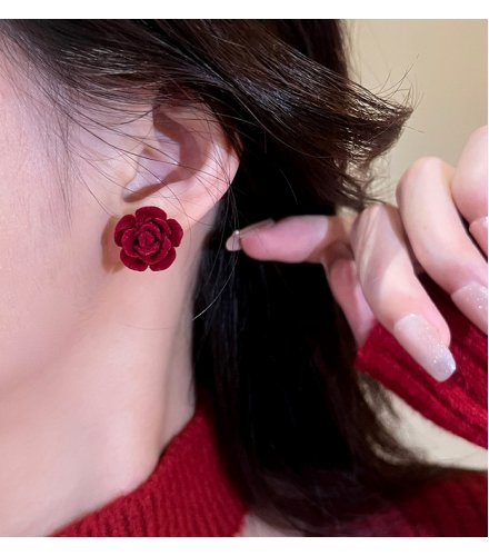 XE355 - Retro Rose Stud Earrings for Women