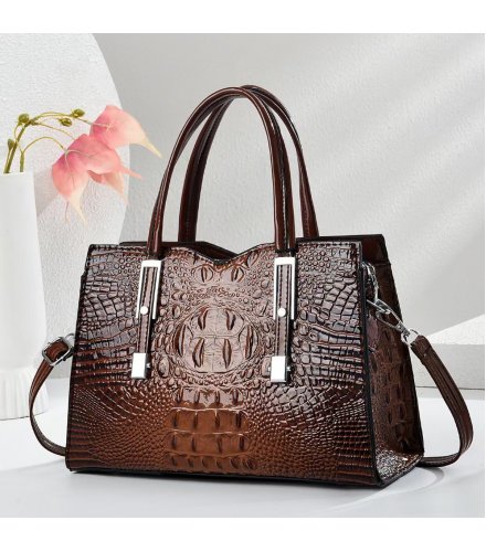 H1936 - Retro Crocodile Pattern Handbag