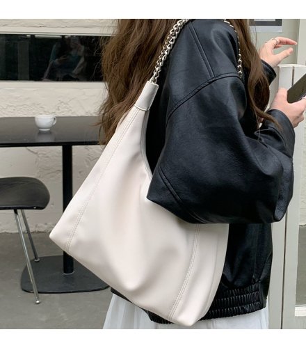 H1967 - Korean Style Chain Tote Bag H1967 - Korean Style Chain Tote Bag