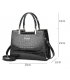 H2115 - Crocodile Pattern shoulder Bag
