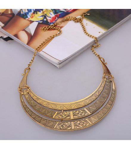 N2662 - Vintage Carved Retro Necklace