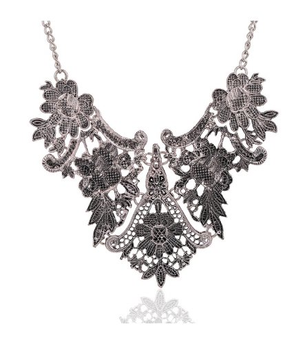 N2668 - Hollow Carved Retro Necklace