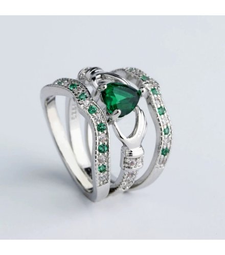 R681 - Emerald Green Crystal Fashion Ring