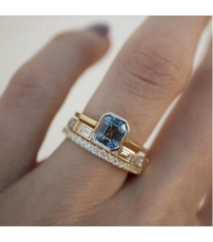 R684 - Crystal Gemstone Fashion Ring