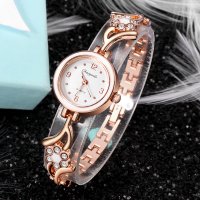 W3912 - Retro Floral Bracelet Watch W3912 - Retro Floral Bracelet Watch